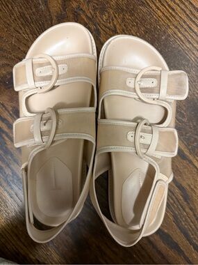 Women’s Beige Buckle Strap Sandals